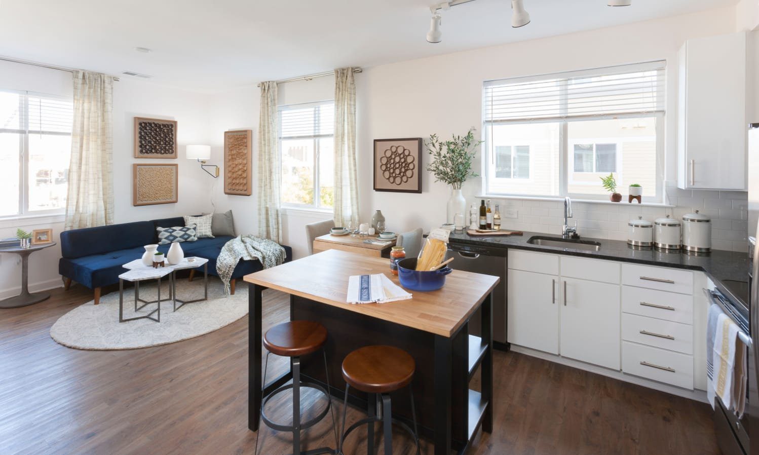 The Bixby Apartment with Kitchen